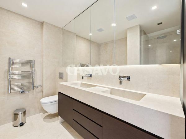 Vente Appartement 4 pièces de 105m² - 75016 Paris