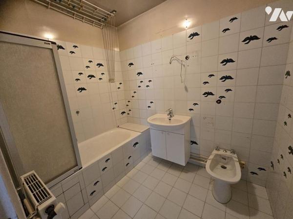 APPARTEMENT ATYPIQUE RUE DU BAC