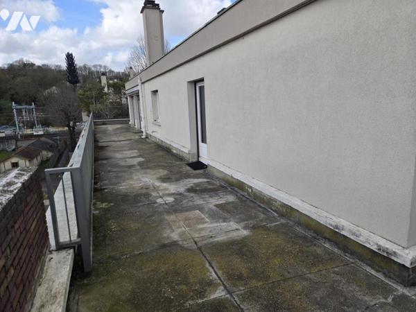 APPARTEMENT ATYPIQUE RUE DU BAC