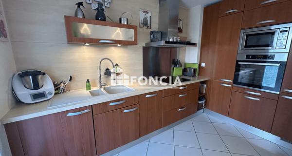 À vendre Maison 5 pièces 126 m² - Saint-genis-pouilly 01630