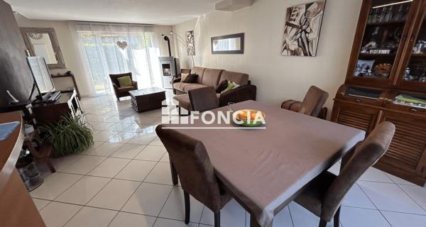 À vendre Maison 5 pièces 126 m² - Saint-genis-pouilly 01630