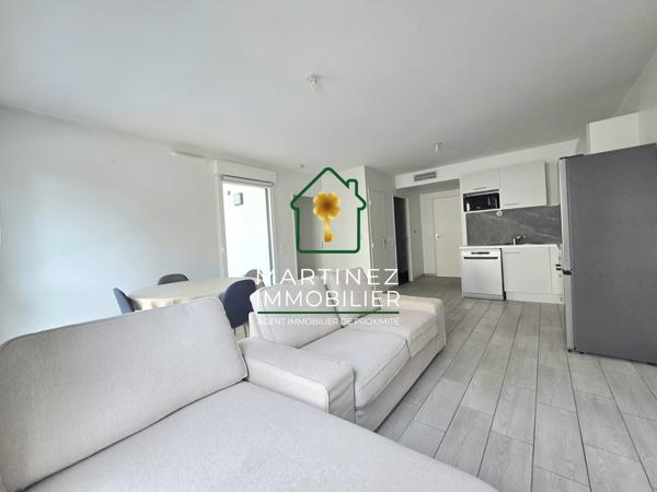 Appartement à louer, 2 pièces - Décines-Charpieu 69150
