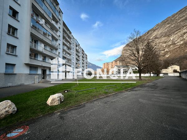 Location Parking - RUE DU DRAC Saint Egreve 38120