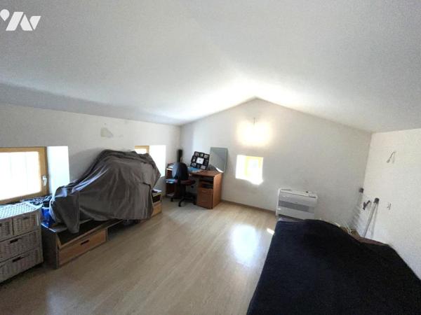 Adorable maison en pierres rénovée avec dépendance et superbe terrain