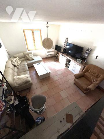 Adorable maison en pierres rénovée avec dépendance et superbe terrain