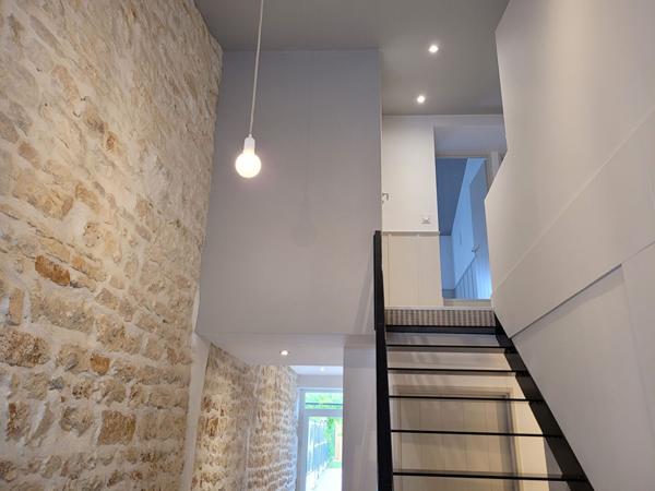 Rochefort secteur calme maison de 112 m² de type 4 - 2 salles d'eau - jardin intime