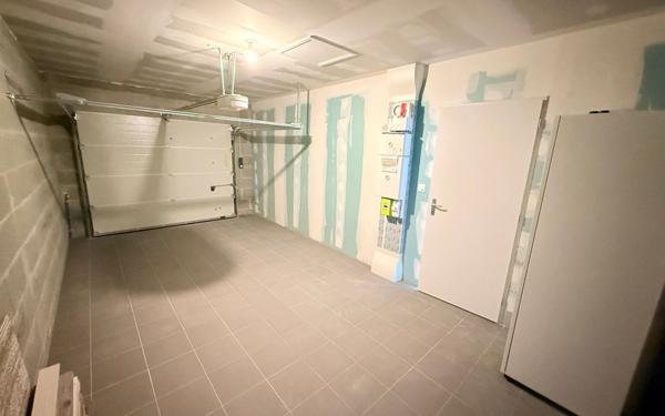 Maison à vendre    3 pièces •  Saint-Saturnin-du-Bois