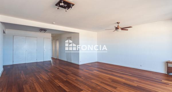 À vendre Appartement 5 pièces 126 m² - Toulon 83000