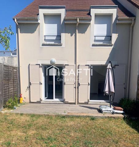 Maison moderne en duplex avec double jardin