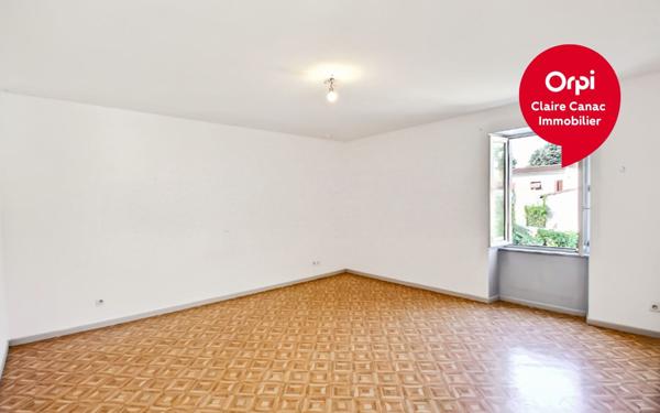 Maison à louer    4 pièces •  Lagarrigue