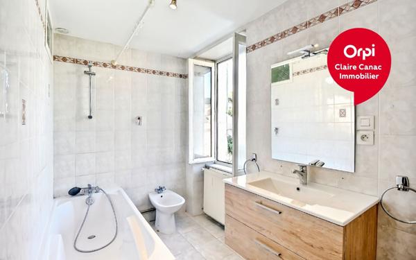 Maison à louer    4 pièces •  Lagarrigue