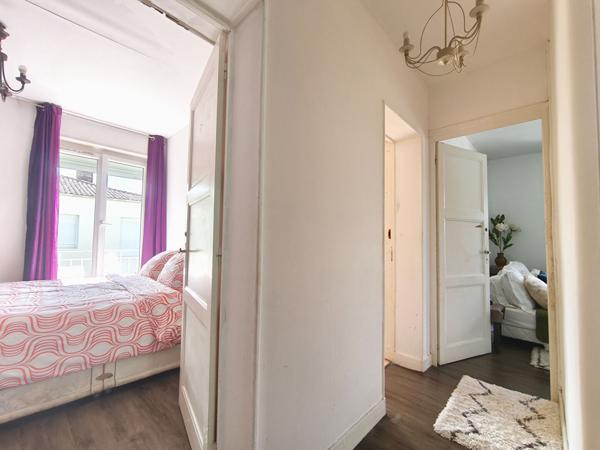 16000 ANGOULEME Maison 114 m² avec extérieur, 3 chambres, sous-sol. Fort Potentiel
