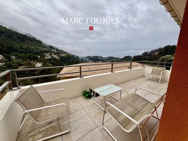 3 pièces neuf avec vue mer, balcon et parking, situé sur les hauteurs de Menton
