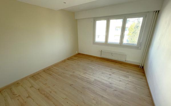 Appartement à vendre    3 pièces • 75,67 m2 Reims