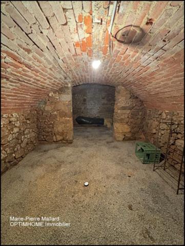 Maison familiale typique creusoise de 9 pièces à BLESSAC (23)