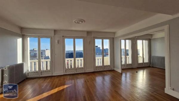 Appartement à louer 5 pièces 115.39m²