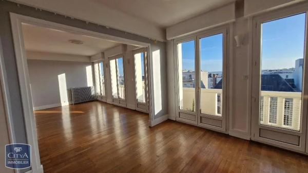 Appartement à louer 5 pièces 115.39m²