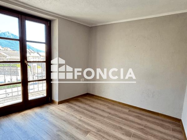 Location Appartement 4 pièces 64.22 m² - 5 CHAMP DE MARS Briancon 05100
