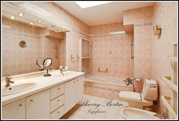 Dpt Alpes Maritimes (06), à vendre CAGNES SUR MER appartement T5 de 210,7 m²