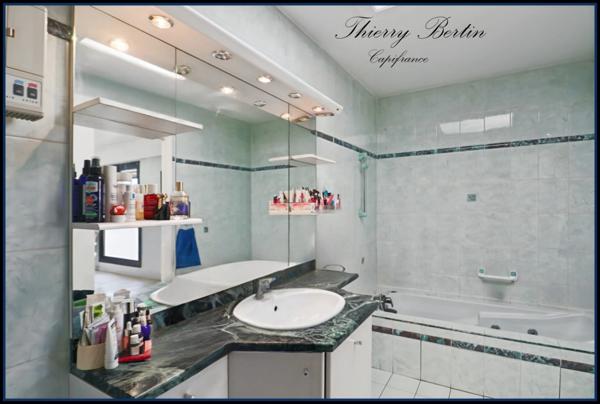 Dpt Alpes Maritimes (06), à vendre CAGNES SUR MER appartement T5 de 210,7 m²