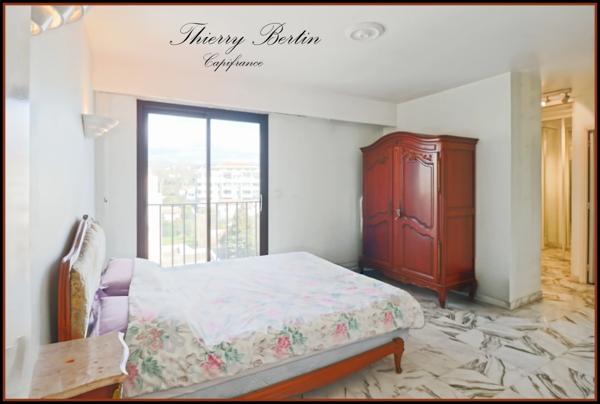 Dpt Alpes Maritimes (06), à vendre CAGNES SUR MER appartement T5 de 210,7 m²