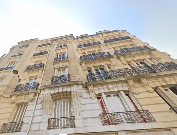 Élégant Appartement Haussmannien 2 chambres - refait à neuf - 105 m2