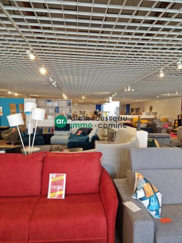 Local Commercial 1725m² – Cholet