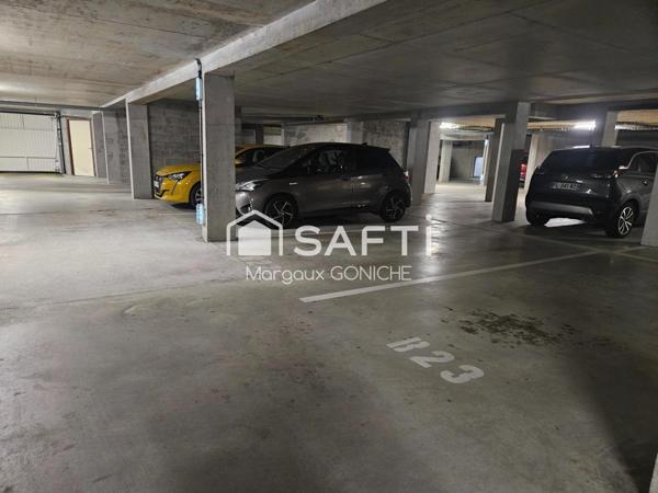 Spacieux studio avec petit jardin et terrasse