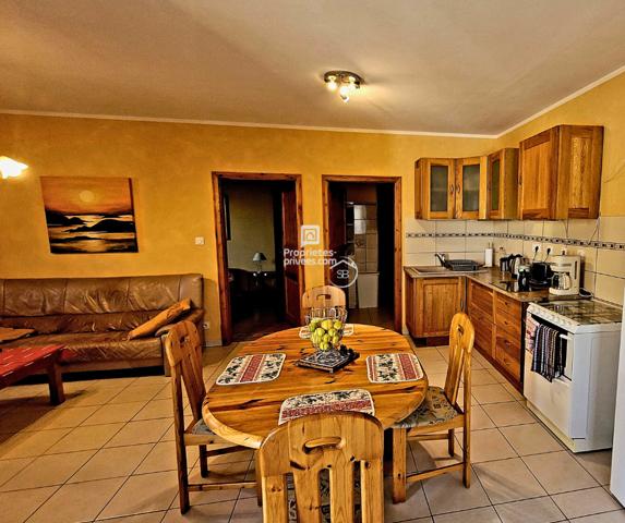 Maison Ruoms 5 pièce(s) 151 m2 avec Gite et garage