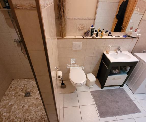 Maison Ruoms 5 pièce(s) 151 m2 avec Gite et garage