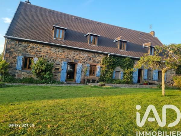 Maison à vendre 8 pièces 300 m² Saint-Sauves-d'Auvergne
