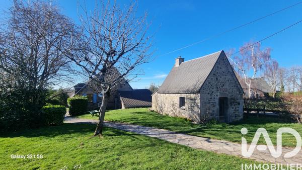 Maison à vendre 8 pièces 300 m² Saint-Sauves-d'Auvergne