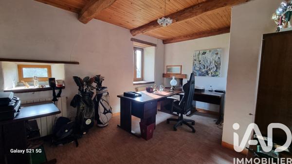 Maison à vendre 8 pièces 300 m² Saint-Sauves-d'Auvergne