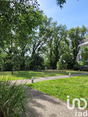 Apartment for sale 4 rooms 77 m² Villenave-d'Ornon