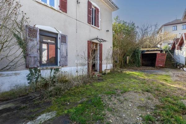 Vente Maison 9 pièces 190 m2 à Corbelin