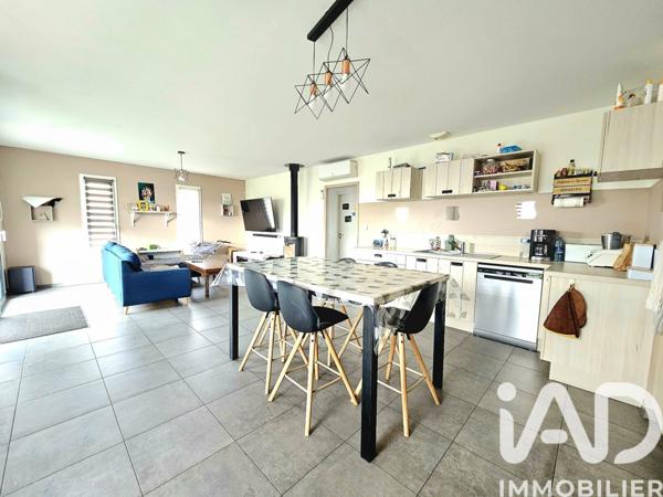 Maison à vendre 5 pièces 93 m² Essarts-en-Bocage