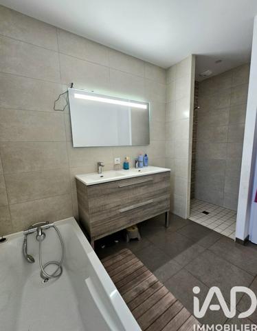 Maison à vendre 5 pièces 93 m² Essarts-en-Bocage