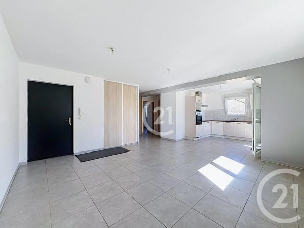 Appartement T4 à vendre  4 pièces - 72,08 m 2   VALDOIE  - 90