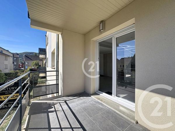 Appartement T4 à vendre  4 pièces - 72,08 m 2   VALDOIE  - 90