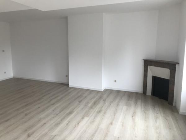 Maison à vendre |  Saint-Laurent-de-Cognac |  4 pièces | 170 m²