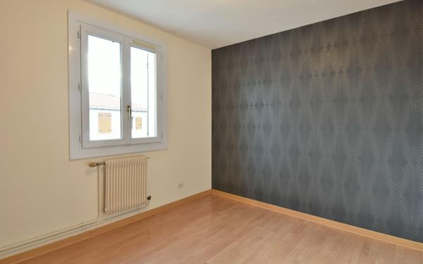 Maison à louer    4 pièces • 89,46 m2 Saint-Genis-Laval