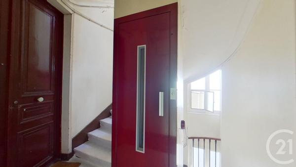 Appartement F5 à vendre  5 pièces - 107 m 2   PARIS  - 75009