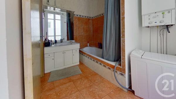Appartement F5 à vendre  5 pièces - 107 m 2   PARIS  - 75009