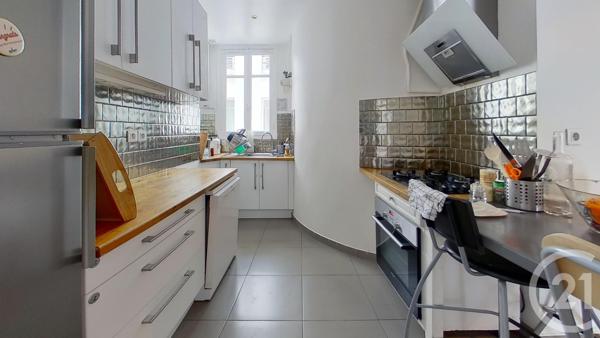 Appartement F5 à vendre  5 pièces - 107 m 2   PARIS  - 75009