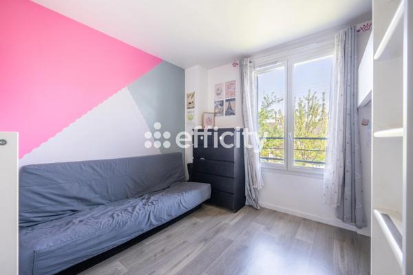 Maison
         5 pièces
        - 110 m² 308 000 € *
