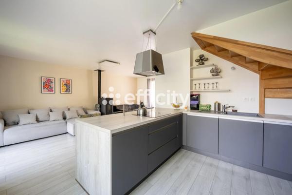 Maison
         5 pièces
        - 110 m² 308 000 € *