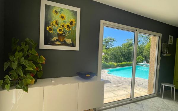 Maison à vendre    6 pièces • 227 m2 La Tour-de-Salvagny