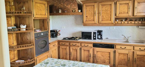 Maison 5 pèces avec 3 garages