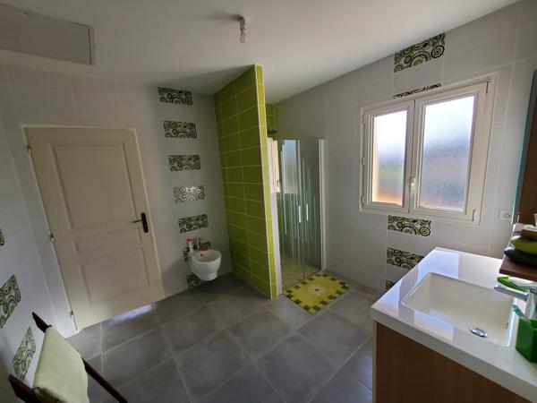 Rare, bien d'exception, magnifique villa avec piscine et dépendances