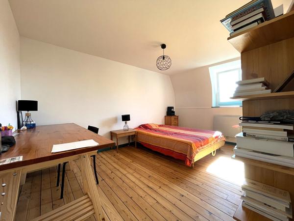 Maison 10 pièces 251 m2